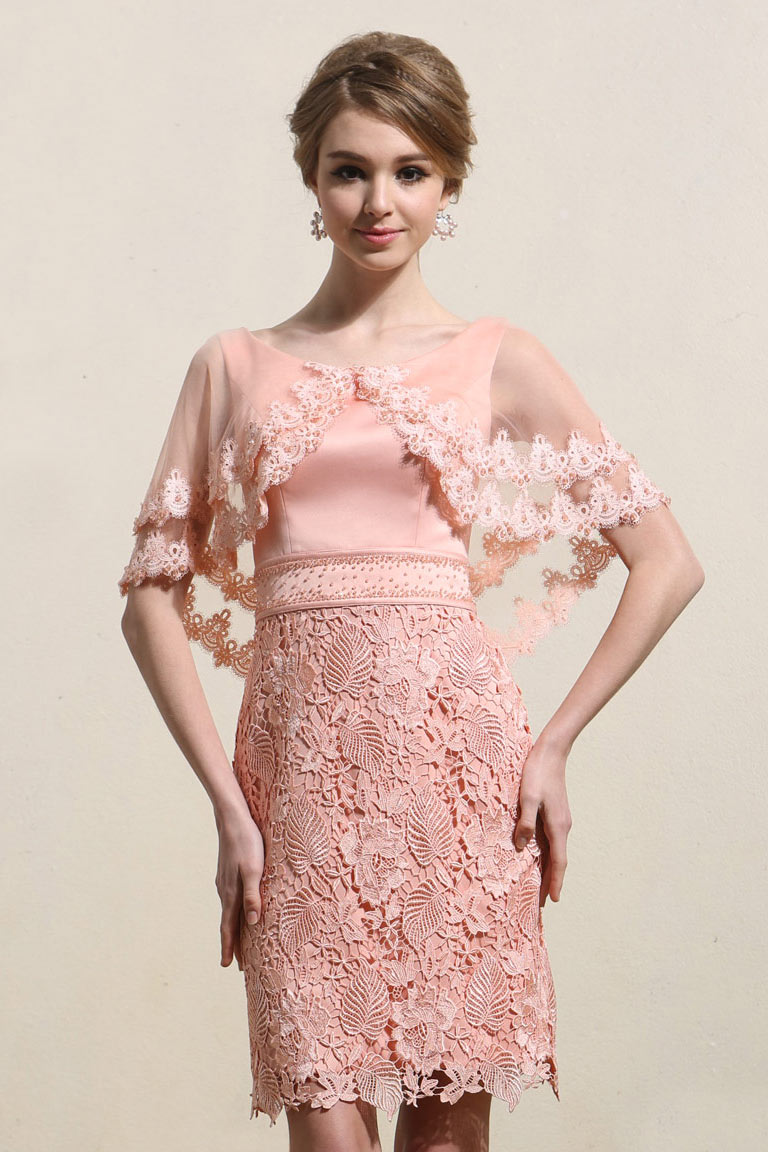 robe fourreau rose courte pour mariage avec cape festonnee en dentelle img XHS80180 v 5603745650069